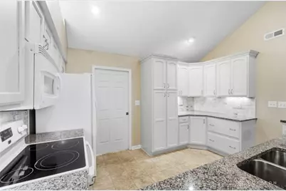 1596 Turnberry Village Drive, Washington Twp, OH 45458 - Photo 18