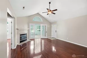 1596 Turnberry Village Dr, Washington Twp, OH 45458 - Photo 10