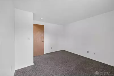 8377 Schoolgate Drive, Huber Heights, OH 45424 - Photo 26