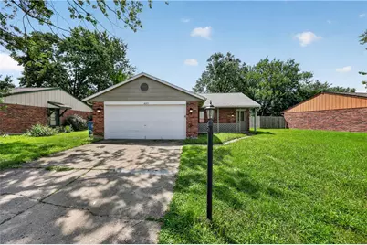 8377 Schoolgate Drive, Huber Heights, OH 45424 - Photo 2