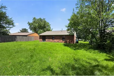 8377 Schoolgate Drive, Huber Heights, OH 45424 - Photo 4