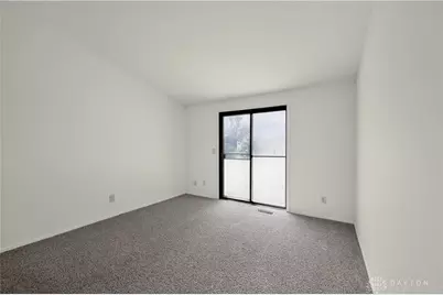 8377 Schoolgate Drive, Huber Heights, OH 45424 - Photo 10