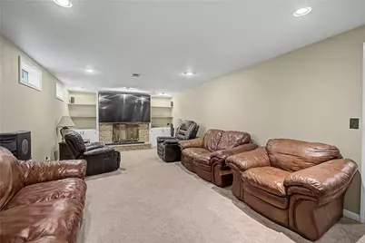 6631 Caldero Court, Clayton, OH 45415 - Photo 30