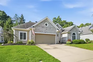 1256 Forest Walk Dr, Centerville, OH 45459 - Photo 2