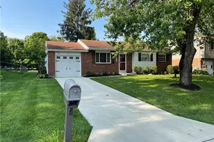 902 W Martindale Rd, Englewood, OH 45322 - Photo 2