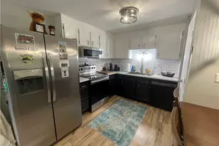 902 W Martindale Rd, Englewood, OH 45322 - Photo 12