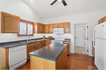 4651 Hialeah Park, Dayton, OH 45424 - Photo 20