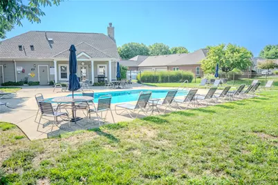 19 Edinburgh Village Drive, Centerville, OH 45458 - Photo 4