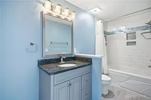 9197 Great Lakes Cir, Washington Twp, OH 45458 - Photo 18