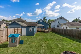 215 E Main St, New Lebanon, OH 45345 - Photo 6
