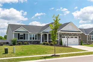 7240 Rivendell Cir, Dayton, OH 45459 - Photo 2