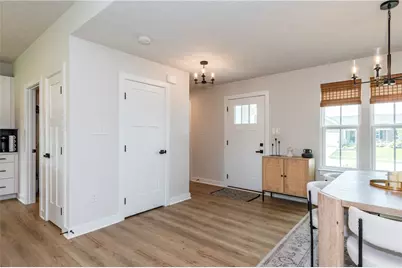 7240 Rivendell Circle, Dayton, OH 45459 - Photo 8