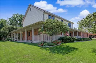 1082 Roger Scott Dr, Sugarcreek Twp, OH 45305 - Photo 4