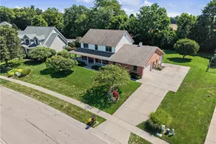 1082 Roger Scott Dr, Sugarcreek Twp, OH 45305 - Photo 2