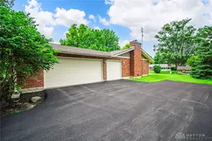811 Lyncreek Dr, Centerville, OH 45458 - Photo 46