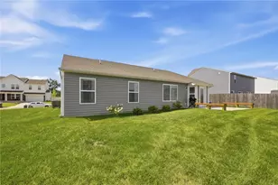 790 Hunters Run Dr, Brookville, OH 45309 - Photo 28