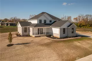 3631 Kingsgate Ln, Springfield, OH 45503 - Photo 1