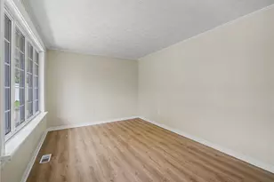 650 W Broadway St, Tipp City, OH 45371 - Photo 8
