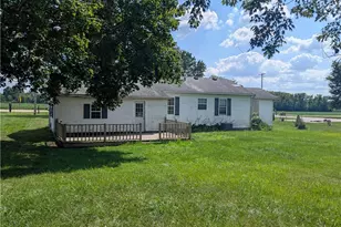 2194 W Blee Rd, Green Twp, OH 45502 - Photo 10