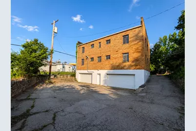 19 W Siebenthaler Avenue, Dayton, OH 45405 - Photo 4