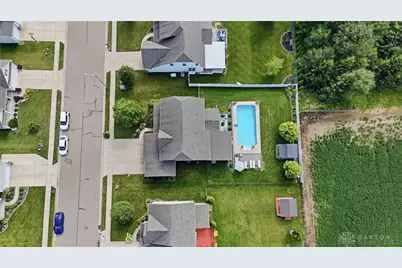 3302 Heatherstone Drive, Troy, OH 45373 - Photo 8