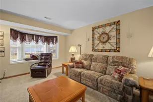 6109 Leyden Ln, Huber Heights, OH 45424 - Photo 6