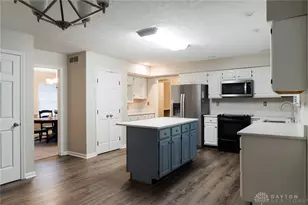 3855 Westwind Dr, Beavercreek, OH 45440 - Photo 8