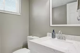 7028 Safari Dr, Huber Heights, OH 45424 - Photo 14