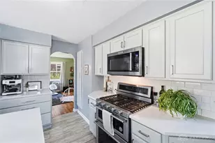2960 Oakland Ave, Dayton, OH 45409 - Photo 16