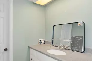 7704 John Hancock Ln, Washington Twp, OH 45459 - Photo 32