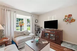 7704 John Hancock Ln, Washington Twp, OH 45459 - Photo 6