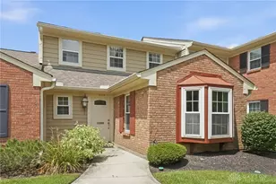 7704 John Hancock Ln, Washington Twp, OH 45459 - Photo 2