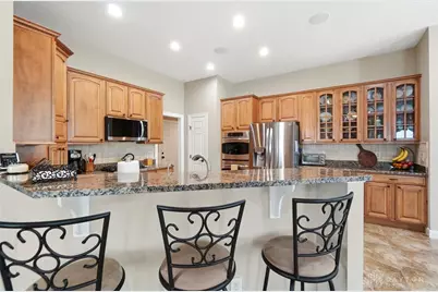 1996 Red Robin Drive, Beavercreek Twp, OH 45385 - Photo 16