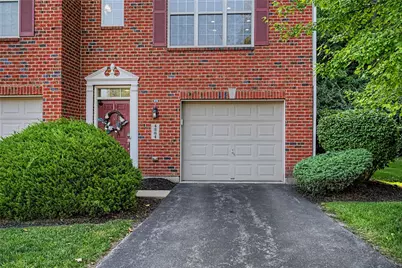 4264 Straight Arrow Road, Beavercreek, OH 45430 - Photo 4