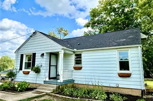 1310 Marshall Rd, Troy, OH 45373 - Photo 16
