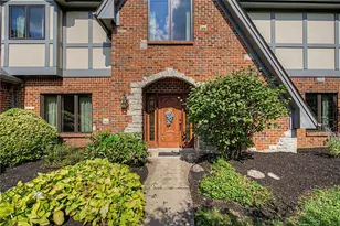 9570 Meadow Woods Ln, Washington Twp, OH 45458 - Photo 12