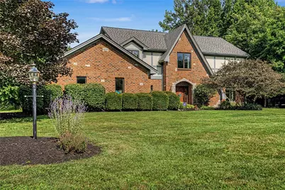 9570 Meadow Woods Lane, Washington Twp, OH 45458 - Photo 2