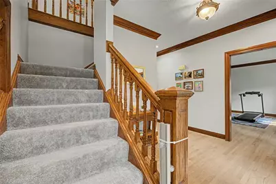 9570 Meadow Woods Lane, Washington Twp, OH 45458 - Photo 18