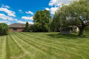 101 Crown Point Meadows, Clearcreek Twp, OH 45458 - Photo 22