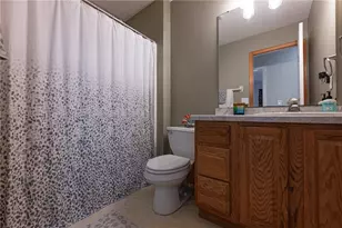101 Crown Point Meadows, Clearcreek Twp, OH 45458 - Photo 20