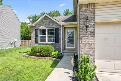 875 Gearhardt Lane, Troy, OH 45373 - Photo 2