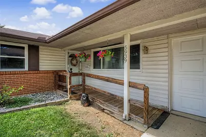 5939 Hartwick Lane Huber Heights Ohio 45424, Huber Heights, OH 45424 - Photo 2