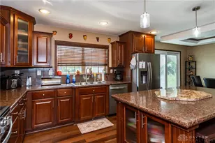 945 Ormsby Dr, Xenia, OH 45385 - Photo 10