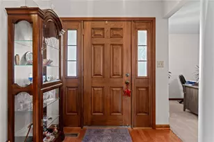 7015 Rosecliff Pl, Miami Township, OH 45459 - Photo 4