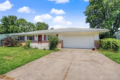 211 E Westbrook Road, Brookville, OH 45309 - Photo 1