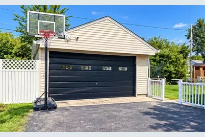 248 Mountair Drive, Vandalia, OH 45377 - Photo 2