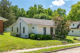 847 E 3rd St, Xenia, OH 45385 - Photo 2