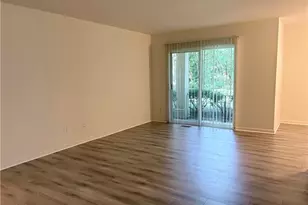201 Jamestown, Washington Twp, OH 45458 - Photo 2