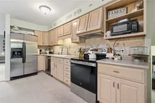 2760 Corlington Dr, Kettering, OH 45440 - Photo 8