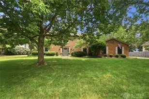 9530 Hawley Ct, Washington Twp, OH 45458 - Photo 2
